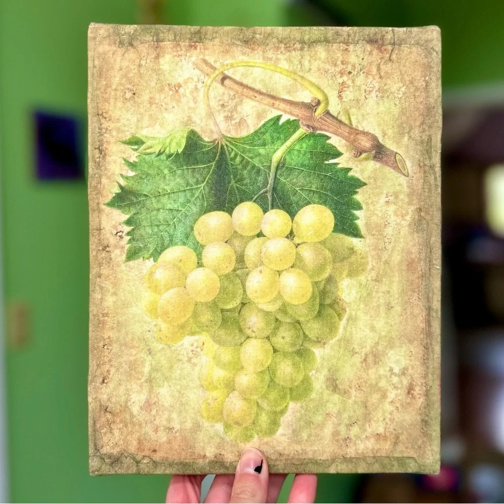 Charming Tuscan Kitchen Green Grape Canvas Wall Decor